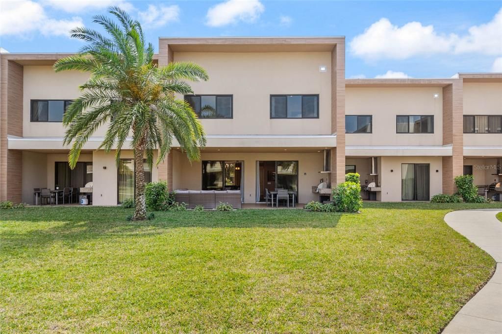 En Renta: $3,000 (3 camas, 3 baños, 2195 Pies cuadrados)