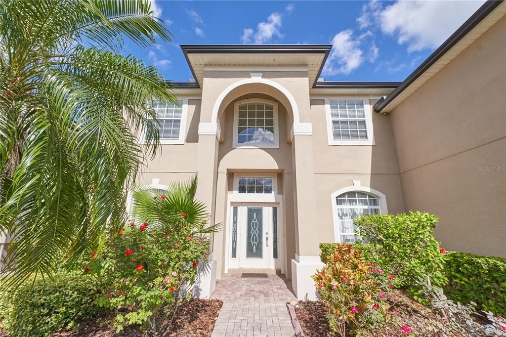 En Venta: $549,000 (6 camas, 4 baños, 3337 Pies cuadrados)