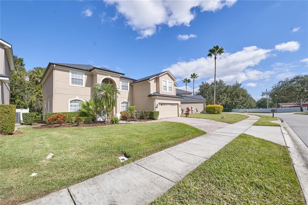 En Venta: $549,000 (6 camas, 4 baños, 3337 Pies cuadrados)