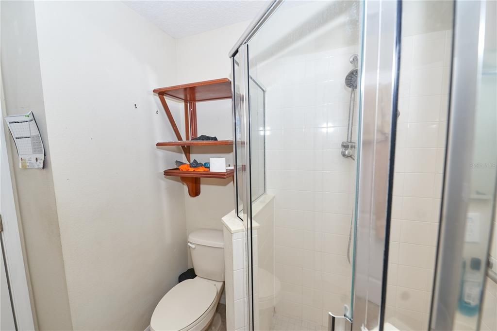 En Venta: $549,000 (6 camas, 4 baños, 3337 Pies cuadrados)