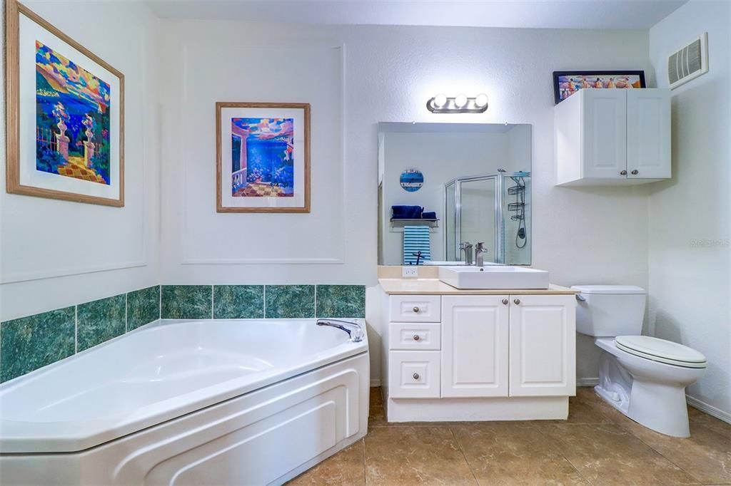 В аренду: $2,800 (1 спален, 1 ванн, 1079 Квадратных фут)