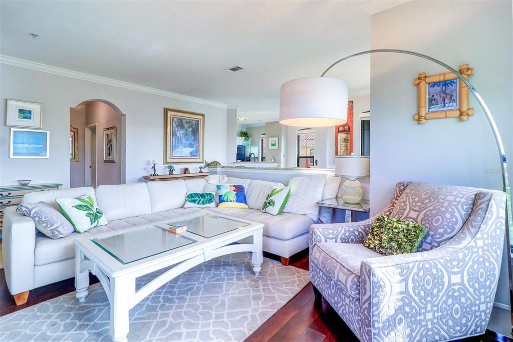 В аренду: $2,800 (1 спален, 1 ванн, 1079 Квадратных фут)