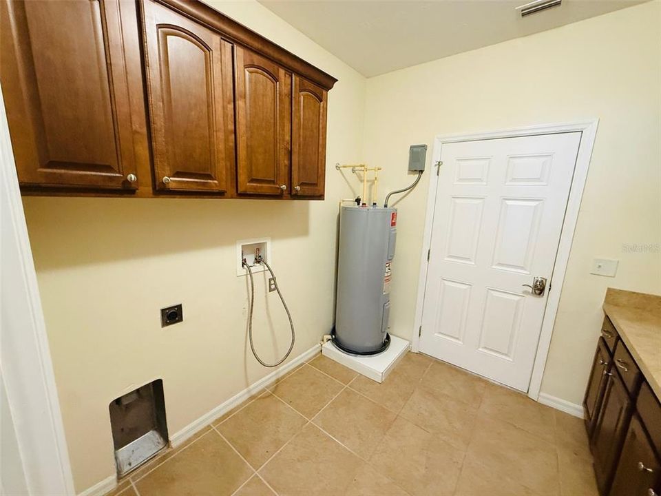 待售: $359,900 (3 贝兹, 2 浴室, 1845 平方英尺)