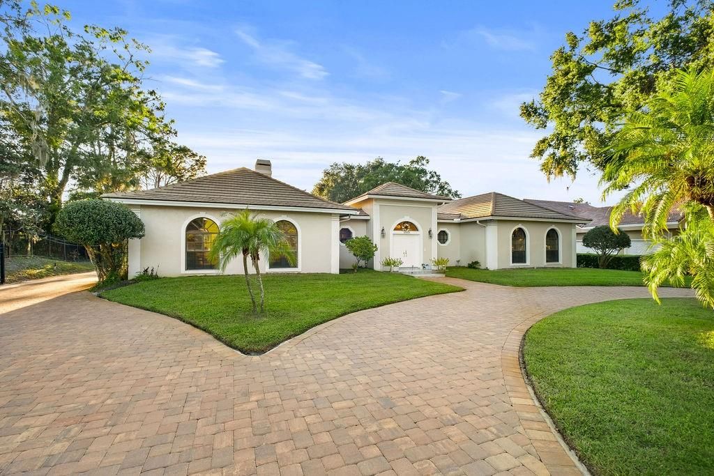 На продажу: $1,998,000 (5 спален, 4 ванн, 4716 Квадратных фут)