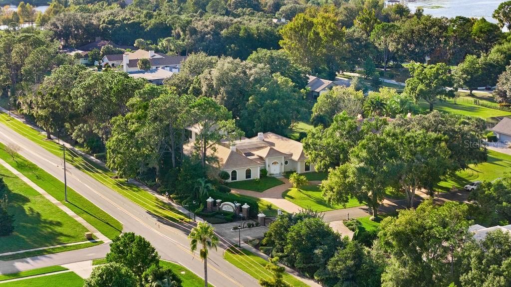 На продажу: $1,998,000 (5 спален, 4 ванн, 4716 Квадратных фут)