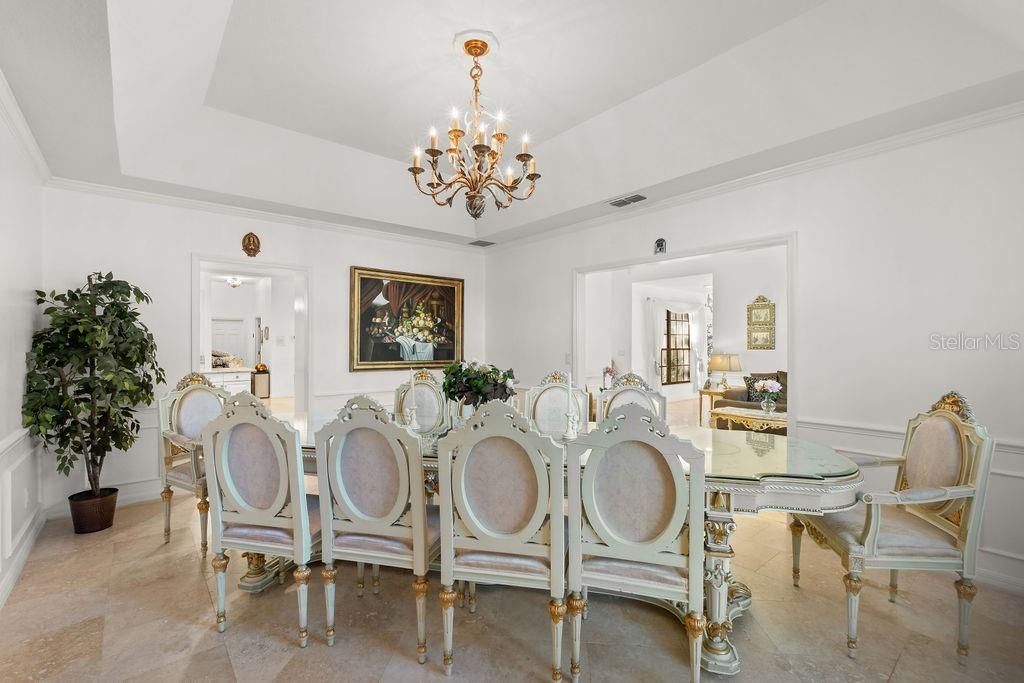 На продажу: $1,998,000 (5 спален, 4 ванн, 4716 Квадратных фут)