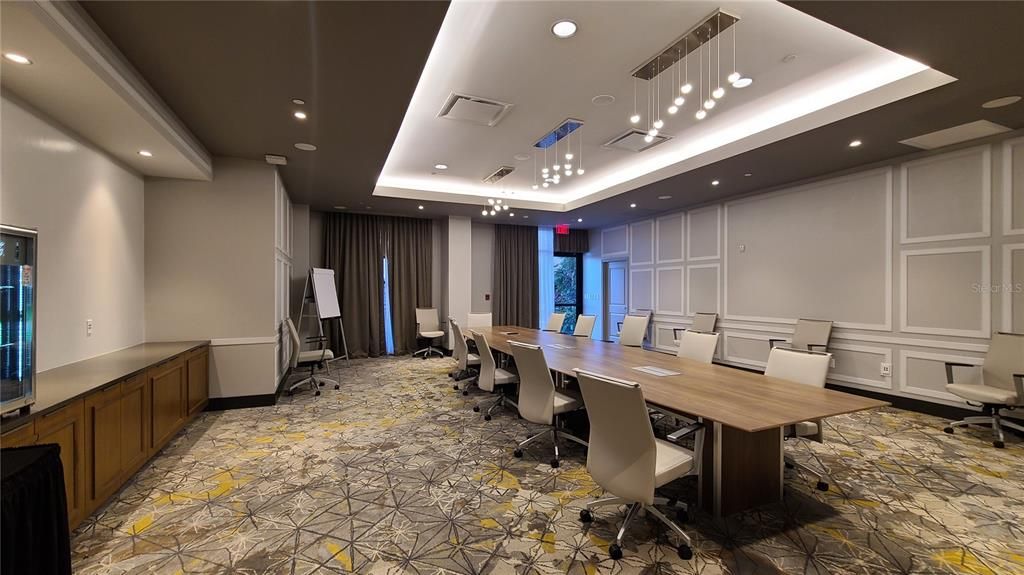 На продажу: $350,000 (3 спален, 2 ванн, 1396 Квадратных фут)