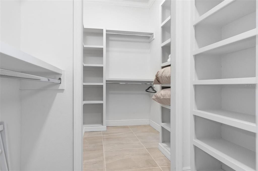 В аренду: $3,300 (5 спален, 3 ванн, 3135 Квадратных фут)