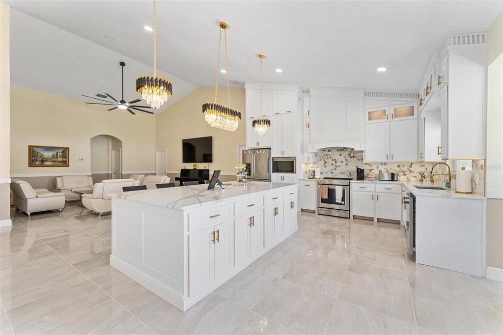 В аренду: $3,300 (5 спален, 3 ванн, 3135 Квадратных фут)