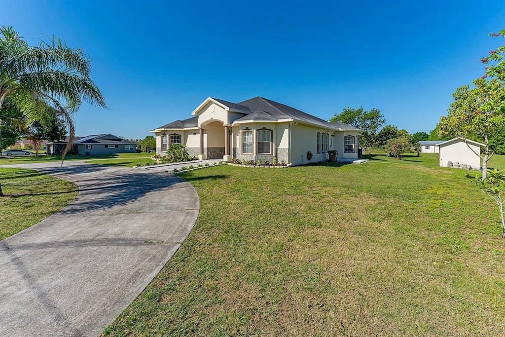 В аренду: $3,300 (5 спален, 3 ванн, 3135 Квадратных фут)