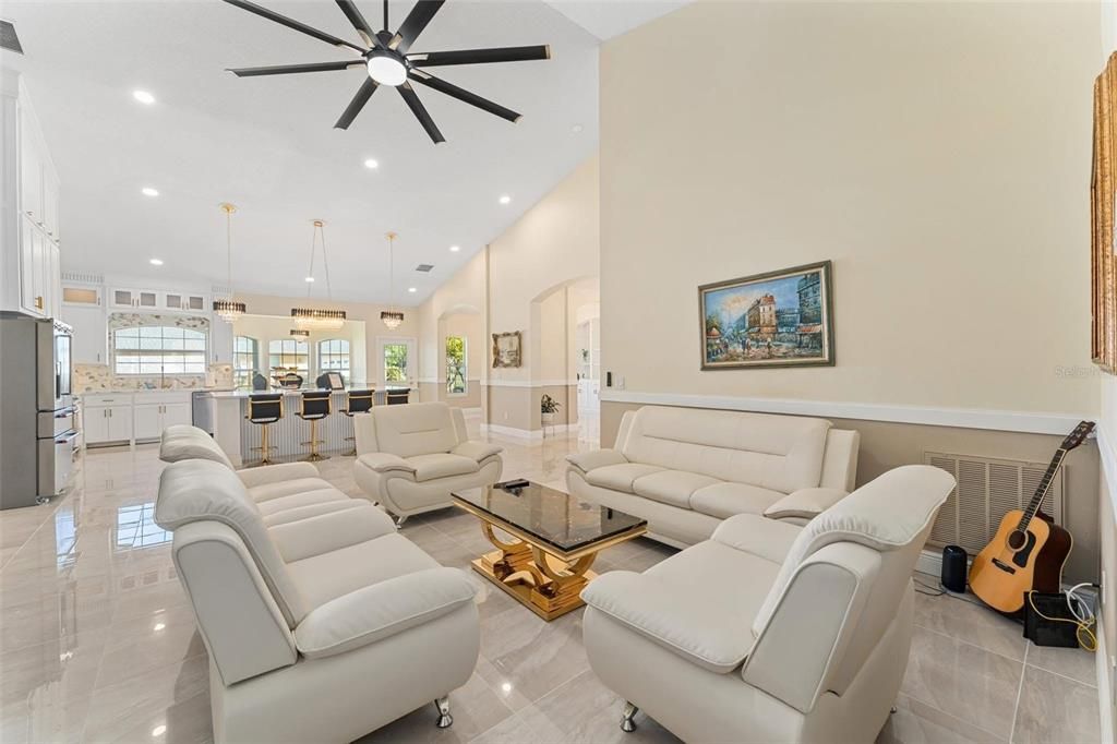 В аренду: $3,300 (5 спален, 3 ванн, 3135 Квадратных фут)