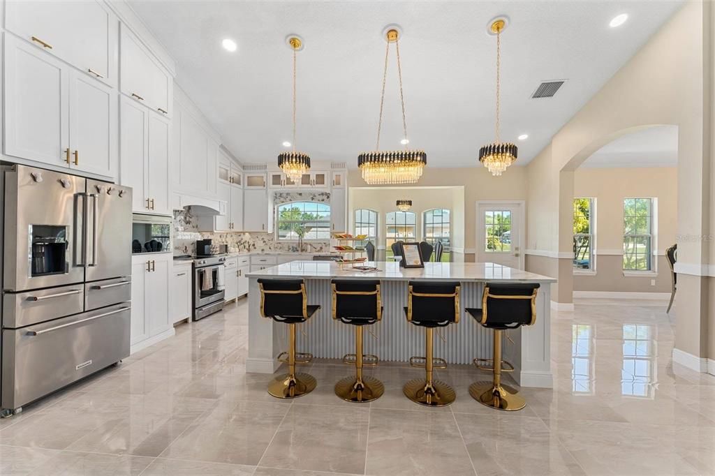 В аренду: $3,300 (5 спален, 3 ванн, 3135 Квадратных фут)