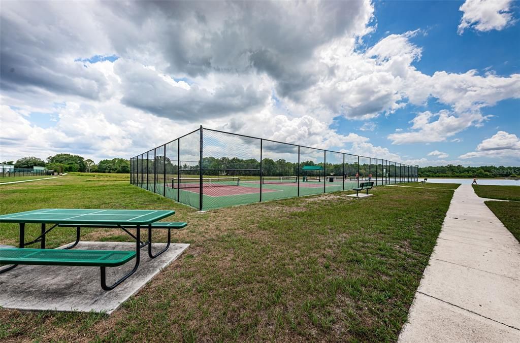 For Sale: $739,000 (4 beds, 3 baths, 2617 Square Feet)