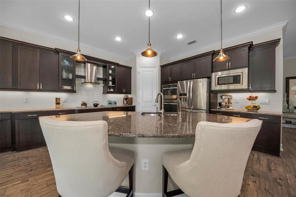 For Sale: $739,000 (4 beds, 3 baths, 2617 Square Feet)