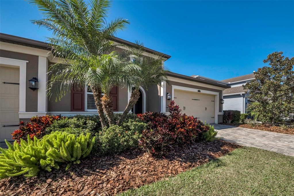 For Sale: $739,000 (4 beds, 3 baths, 2617 Square Feet)