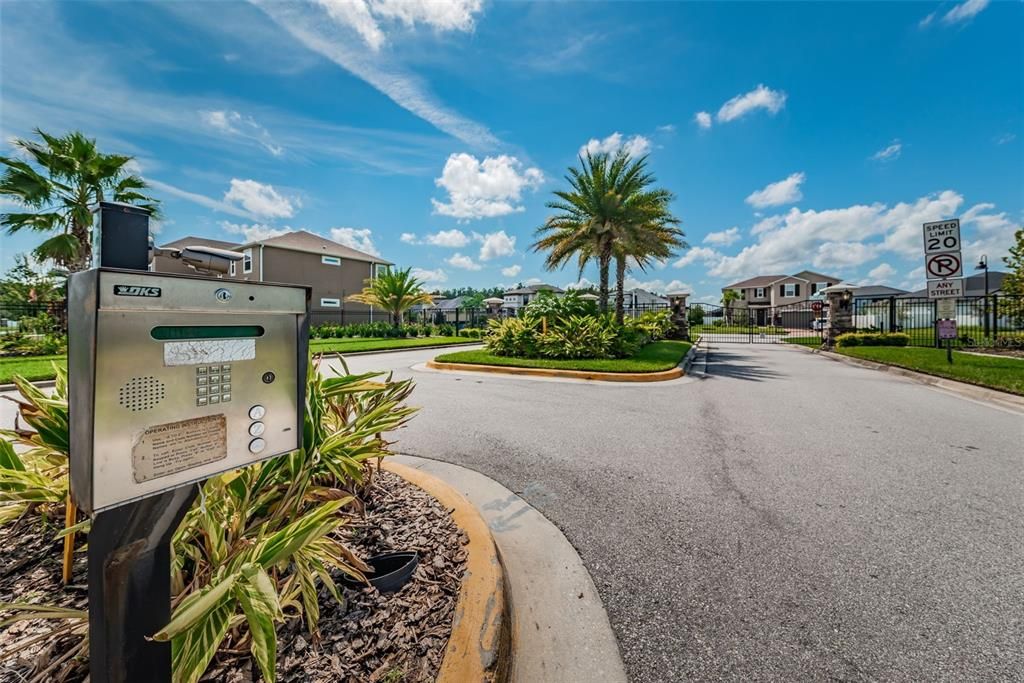 For Sale: $739,000 (4 beds, 3 baths, 2617 Square Feet)