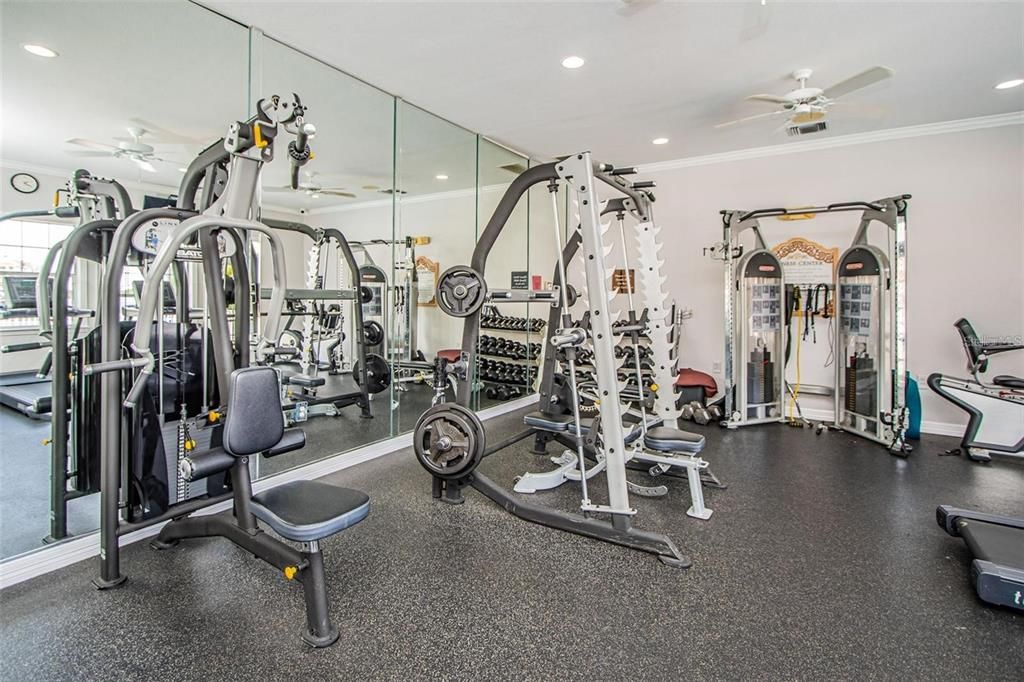 For Sale: $269,000 (1 beds, 1 baths, 654 Square Feet)