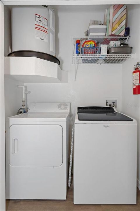 For Sale: $269,000 (1 beds, 1 baths, 654 Square Feet)