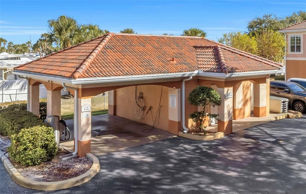 For Sale: $269,000 (1 beds, 1 baths, 654 Square Feet)