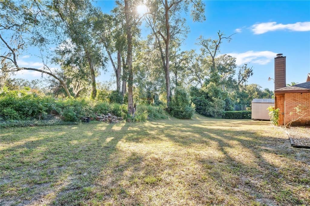 На продажу: $299,900 (3 спален, 2 ванн, 1741 Квадратных фут)