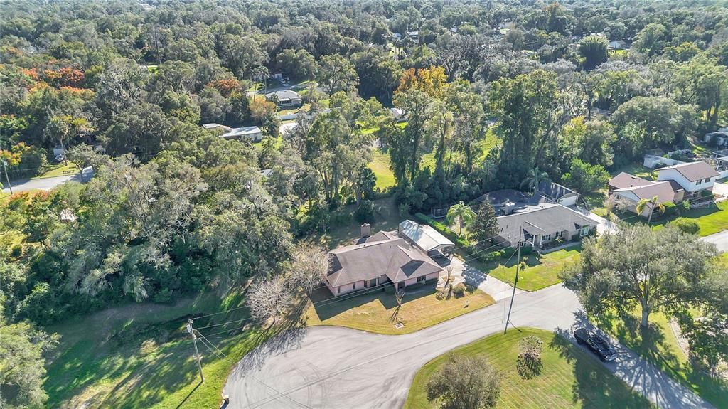 На продажу: $299,900 (3 спален, 2 ванн, 1741 Квадратных фут)