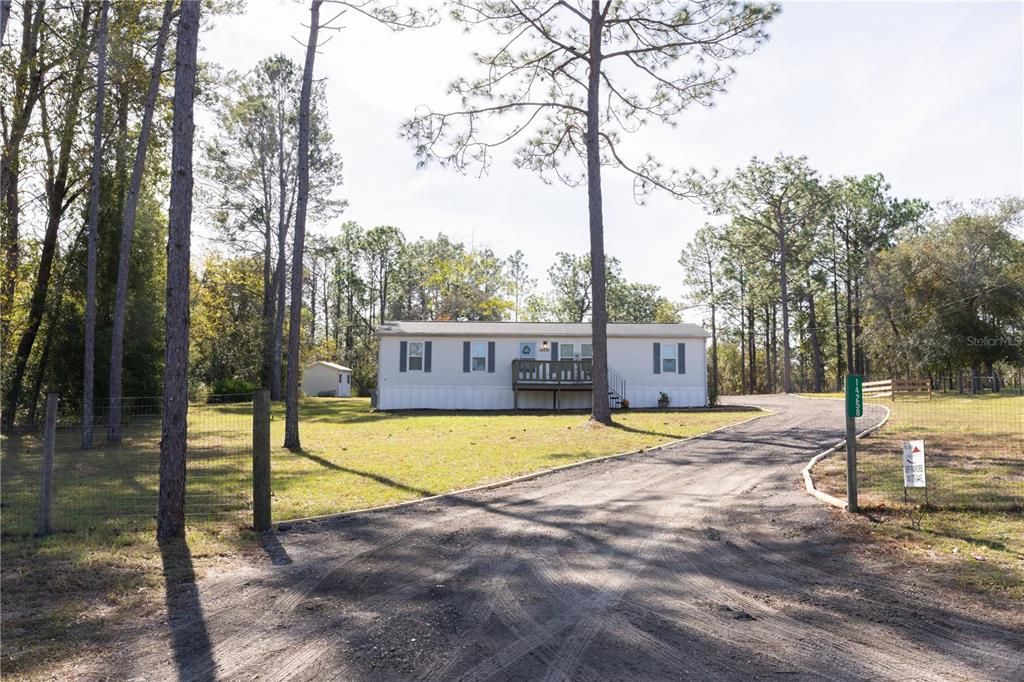 На продажу: $324,999 (3 спален, 2 ванн, 1152 Квадратных фут)