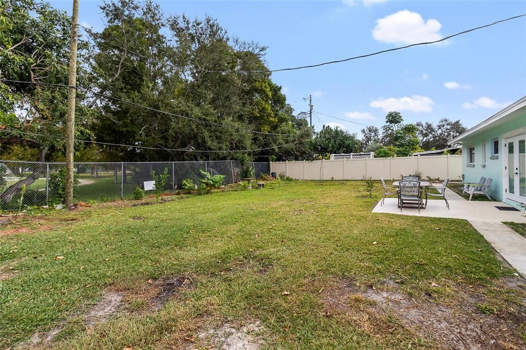 For Rent: $2,700 (3 beds, 2 baths, 1134 Square Feet)