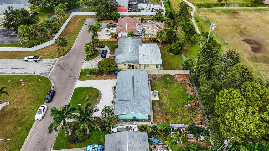 For Rent: $2,700 (3 beds, 2 baths, 1134 Square Feet)