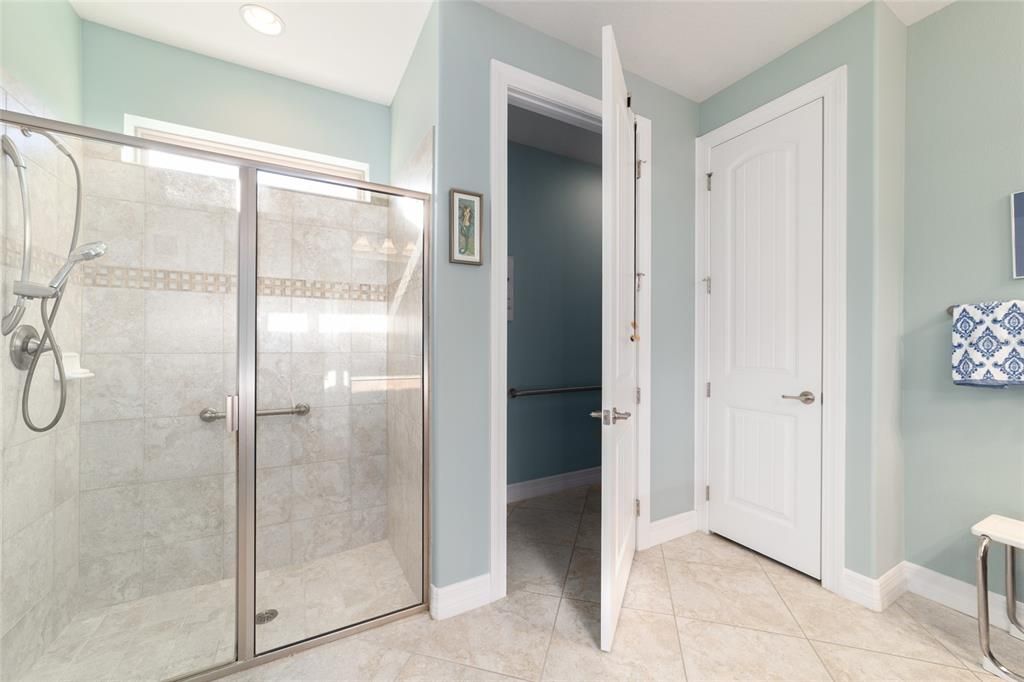 待售: $410,000 (2 贝兹, 2 浴室, 2164 平方英尺)