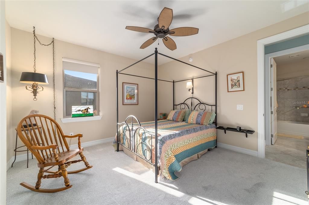 待售: $410,000 (2 贝兹, 2 浴室, 2164 平方英尺)