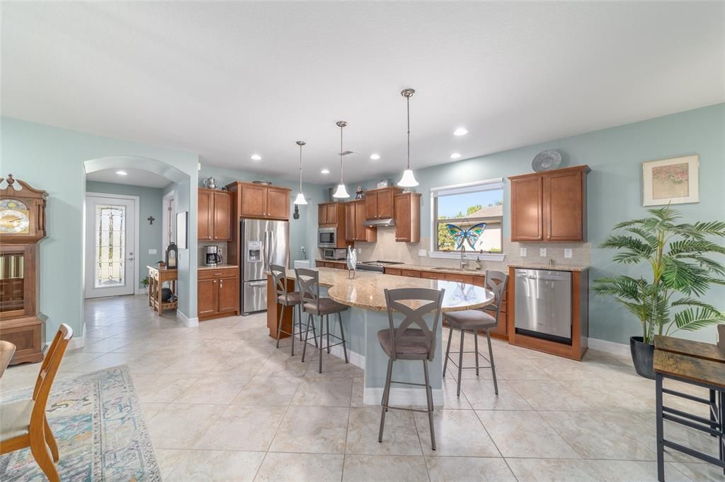 待售: $410,000 (2 贝兹, 2 浴室, 2164 平方英尺)