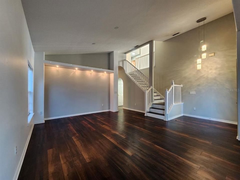 В аренду: $3,400 (4 спален, 2 ванн, 2310 Квадратных фут)