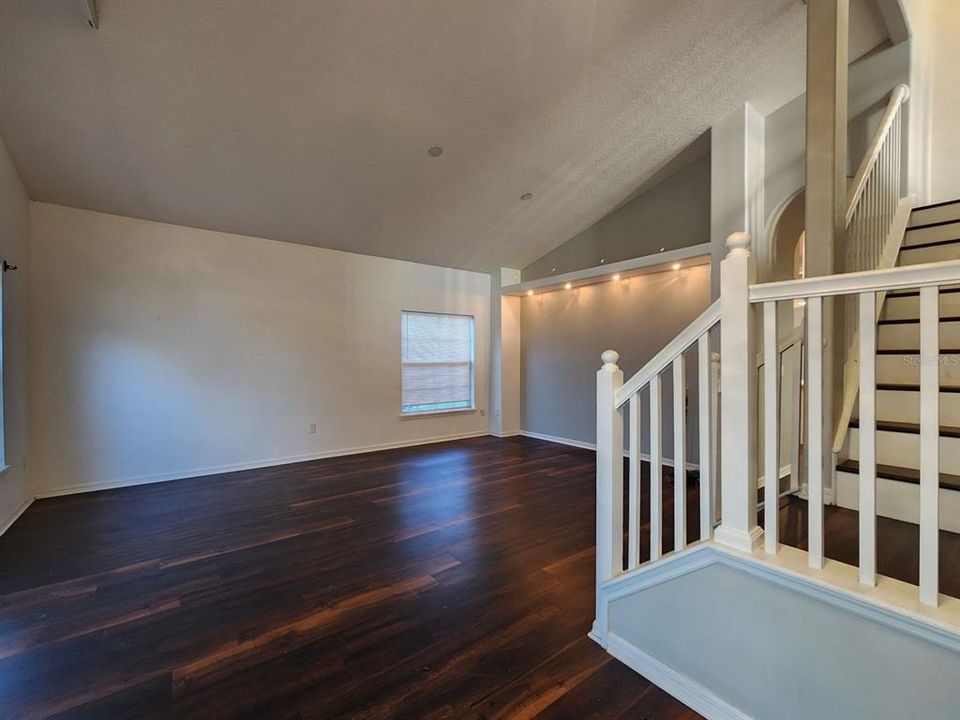 В аренду: $3,400 (4 спален, 2 ванн, 2310 Квадратных фут)