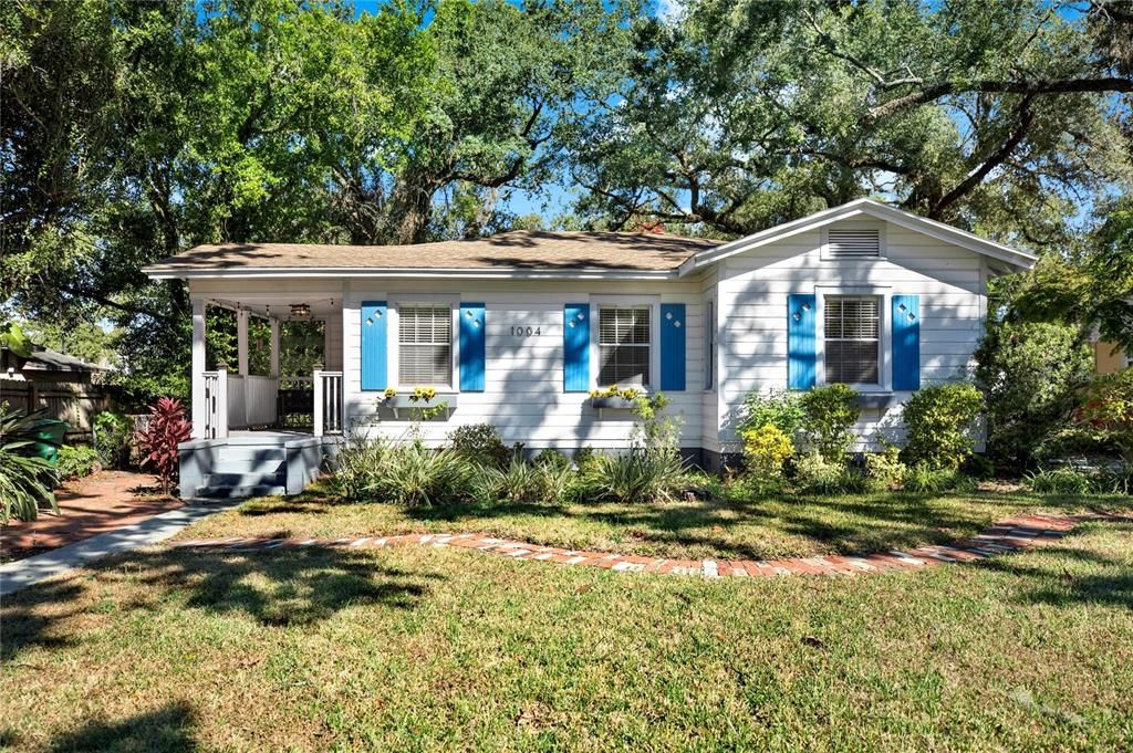 合同活跃: $450,000 (3 贝兹, 2 浴室, 1326 平方英尺)