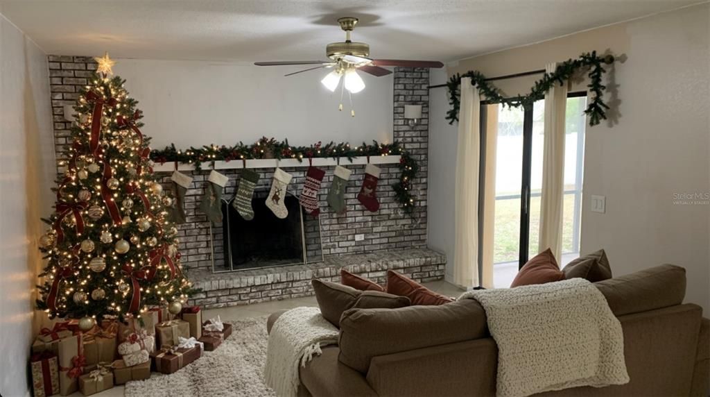 На продажу: $420,000 (3 спален, 2 ванн, 1799 Квадратных фут)