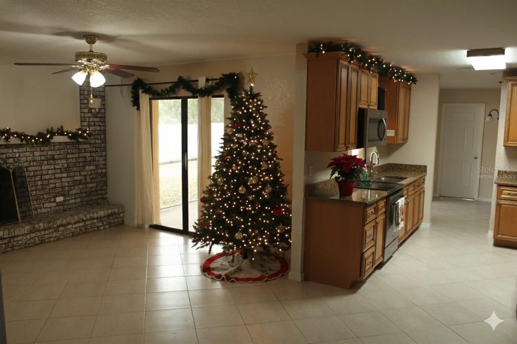 На продажу: $420,000 (3 спален, 2 ванн, 1799 Квадратных фут)