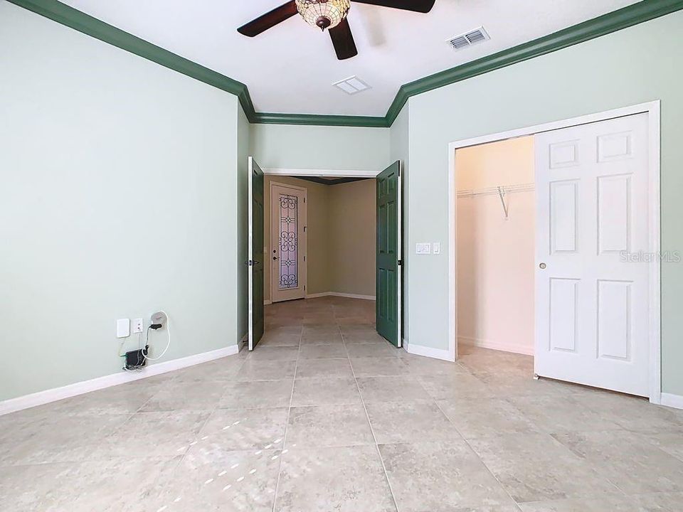 For Sale: $439,000 (2 beds, 2 baths, 2235 Square Feet)