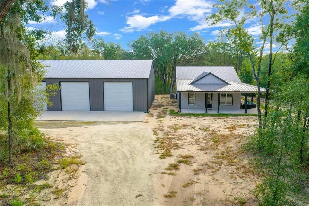 For Sale: $625,000 (2 beds, 2 baths, 1550 Square Feet)