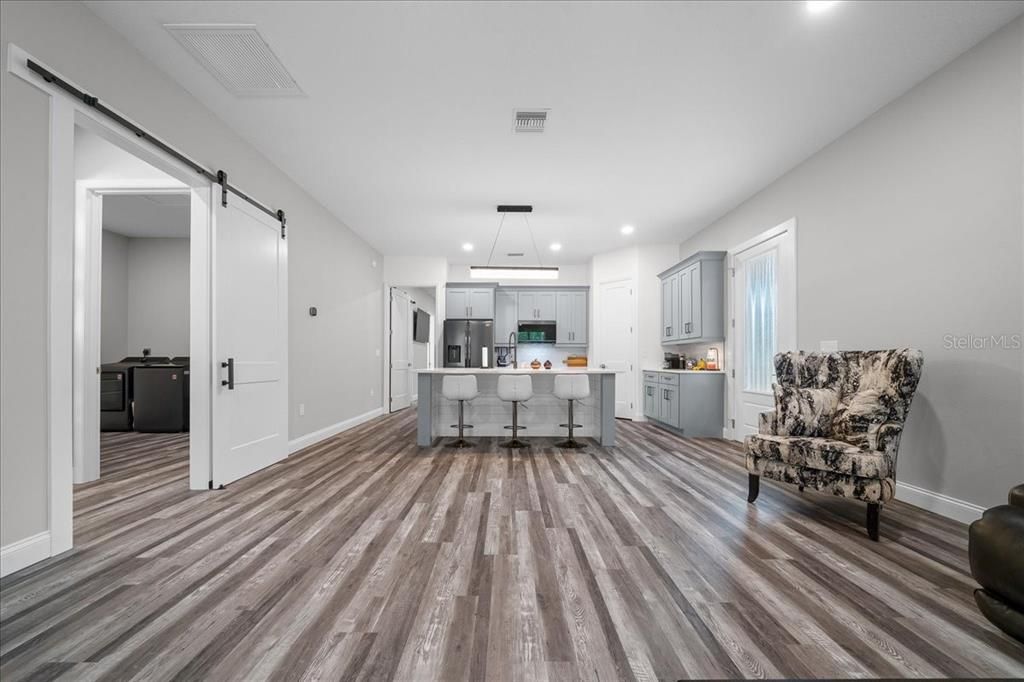 For Sale: $625,000 (2 beds, 2 baths, 1550 Square Feet)