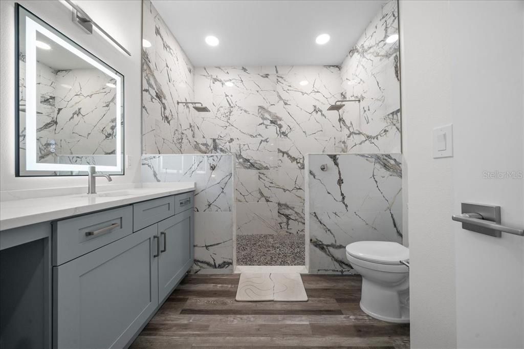 For Sale: $625,000 (2 beds, 2 baths, 1550 Square Feet)