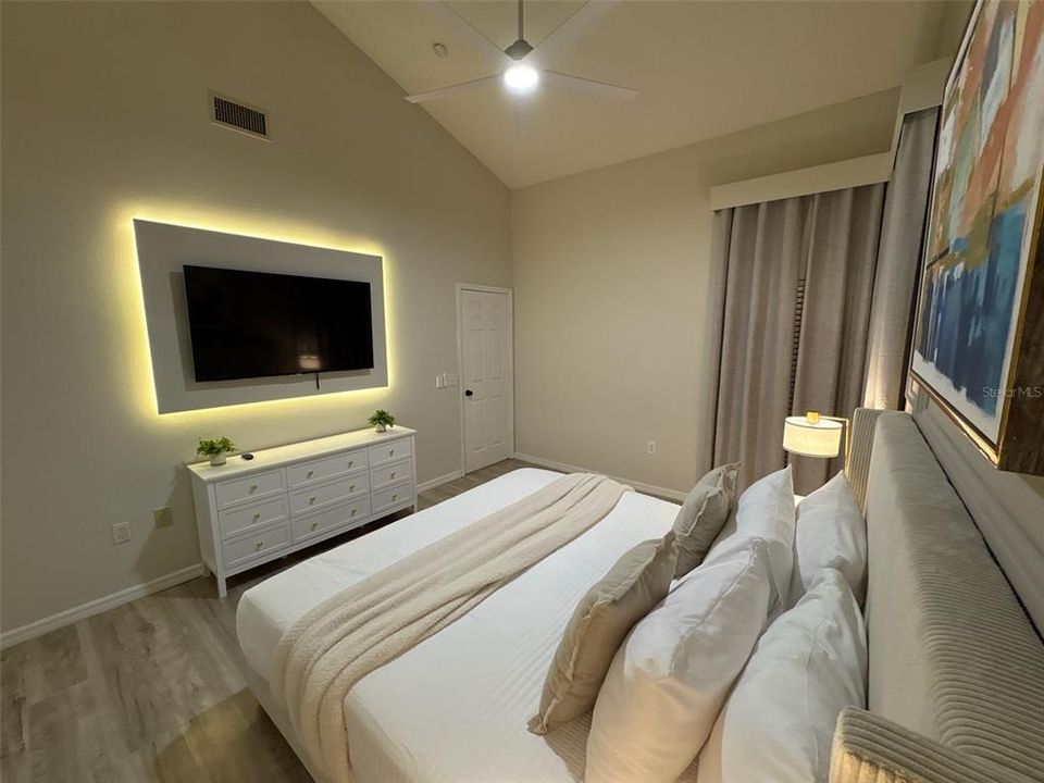 На продажу: $360,000 (3 спален, 2 ванн, 1263 Квадратных фут)