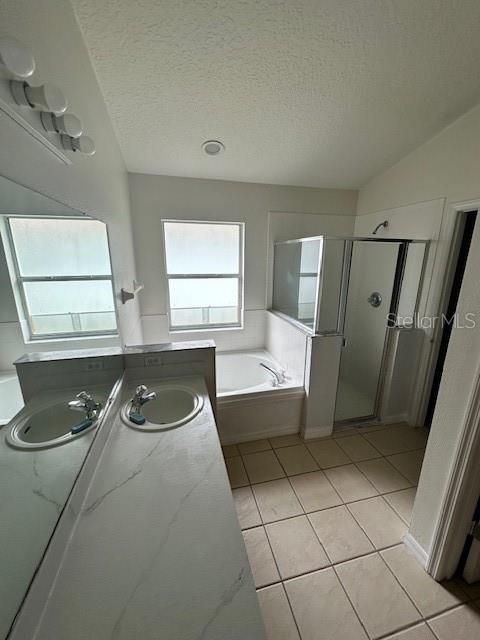 待售: $370,900 (4 贝兹, 2 浴室, 1766 平方英尺)