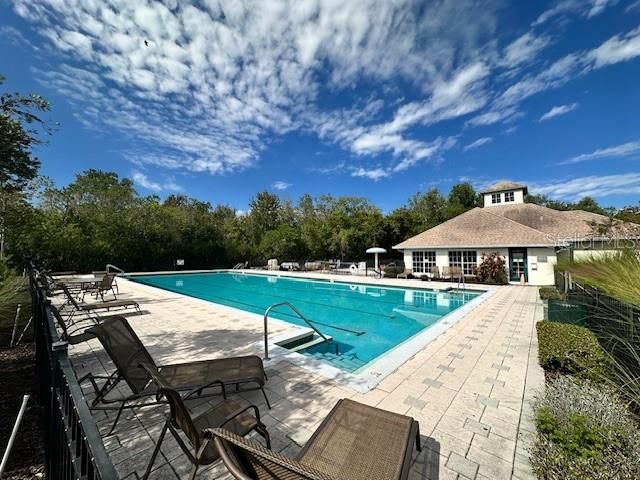 待售: $370,900 (4 贝兹, 2 浴室, 1766 平方英尺)