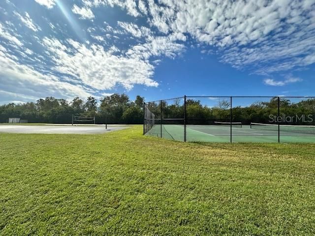 待售: $370,900 (4 贝兹, 2 浴室, 1766 平方英尺)