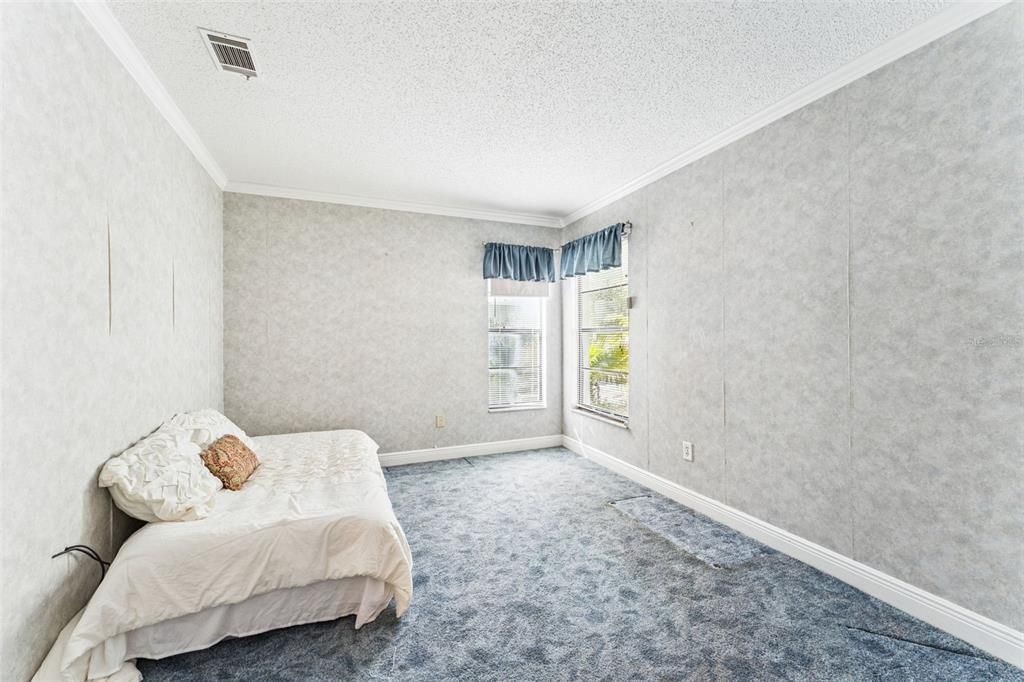 Activo con contrato: $270,000 (2 camas, 2 baños, 1052 Pies cuadrados)