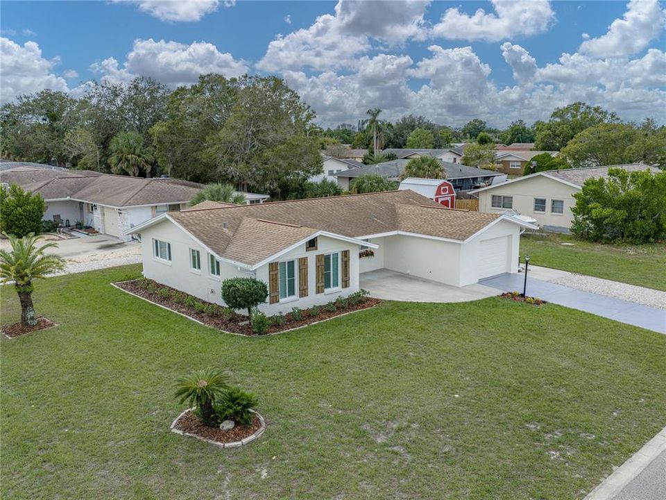 Active With Contract: $280,000 (3 beds, 2 baths, 1284 Square Feet)