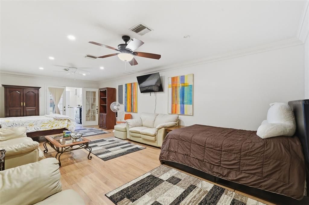 На продажу: $3,500,000 (6 спален, 4 ванн, 6029 Квадратных фут)