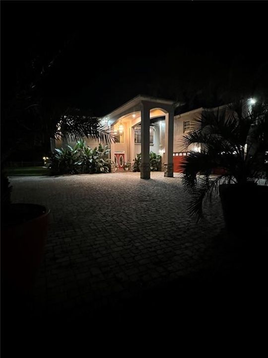 На продажу: $3,100,000 (6 спален, 4 ванн, 6029 Квадратных фут)