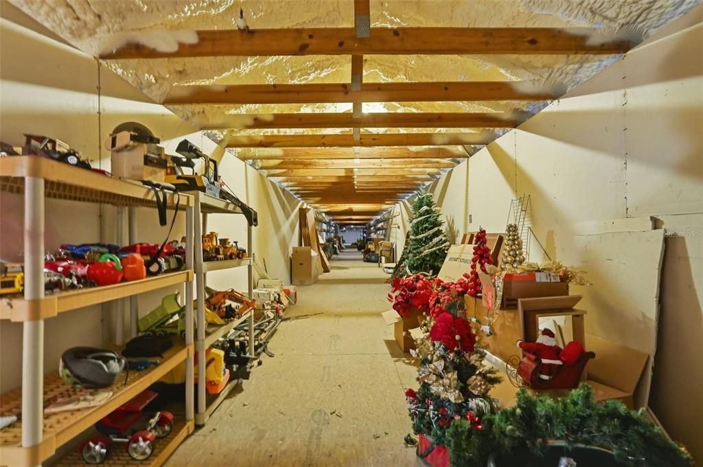 На продажу: $3,500,000 (6 спален, 4 ванн, 6029 Квадратных фут)