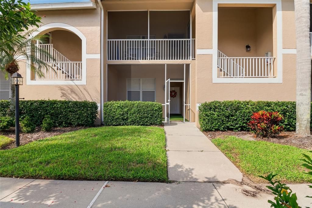 For Sale: $245,500 (2 beds, 2 baths, 1433 Square Feet)